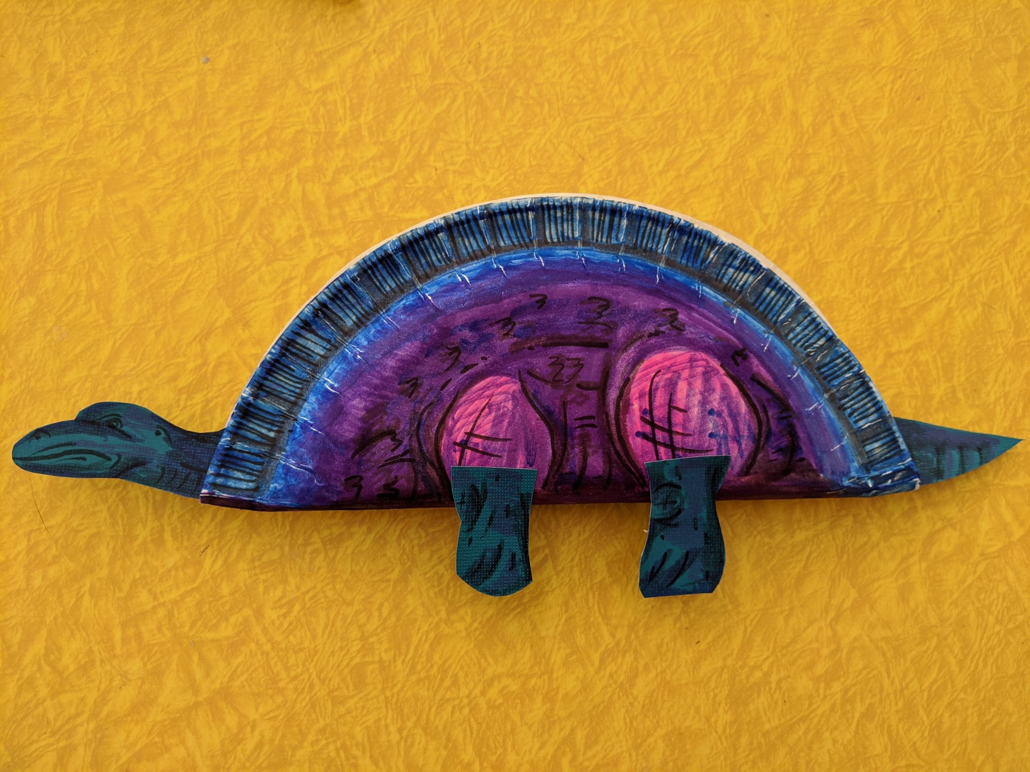 dinosaur with one plate on back